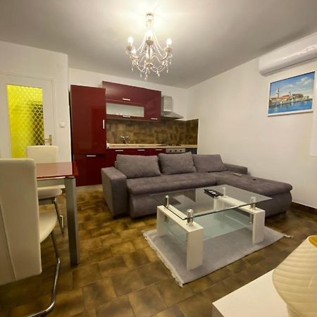Апартаменти Apartman Nela Пореч Екстер'єр фото